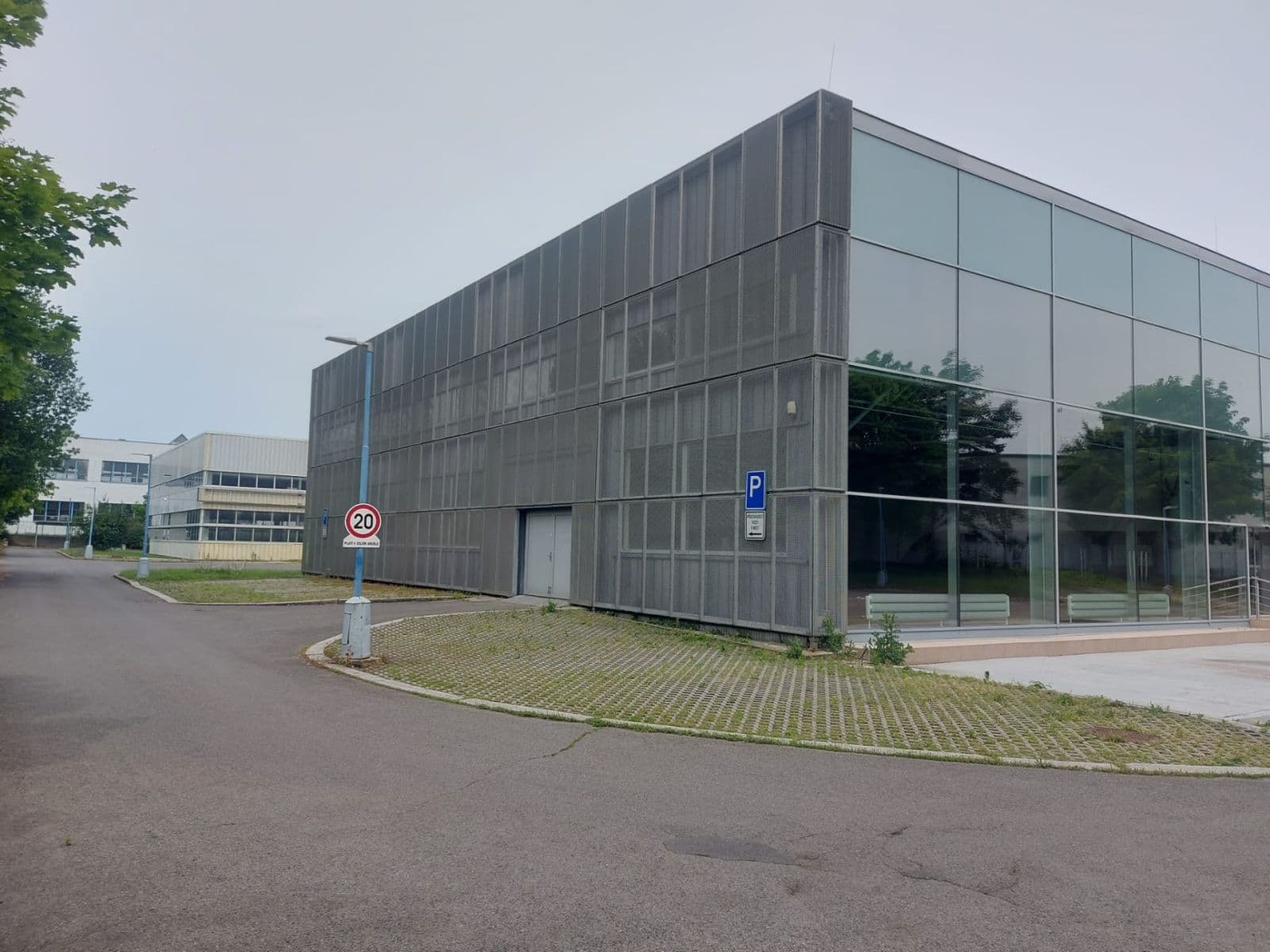Prenájom nebytového priestoru 2.799 m², Za Mototechnou, Praha, Praha Prenájom nebytového priestoru 2.799 m², Za Mototechnou, Praha, Praha