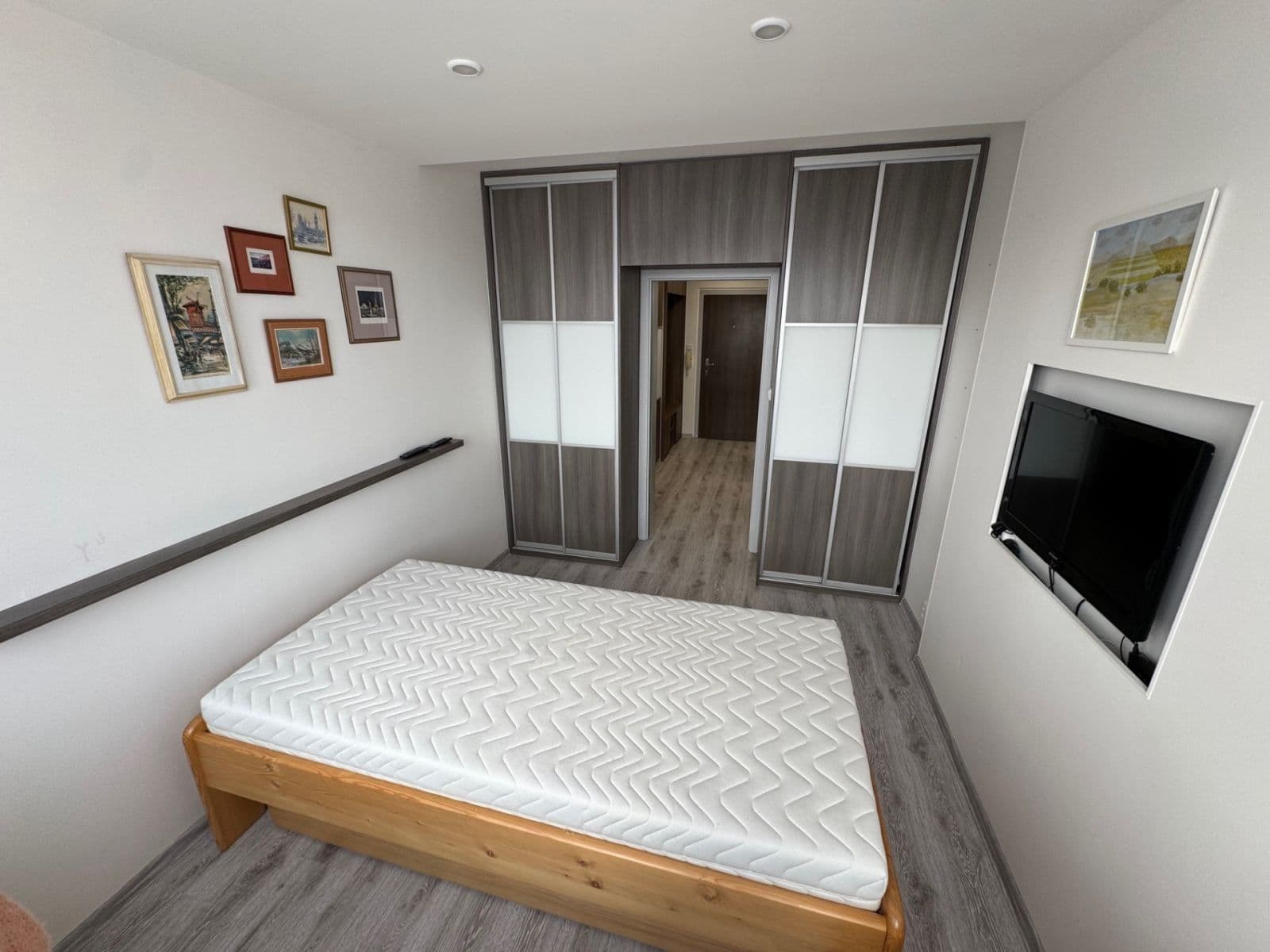 Prenájom bytu 2-izbový 42 m², Konstantinova, Praha, Praha Prenájom bytu 2-izbový 42 m², Konstantinova, Praha, Praha