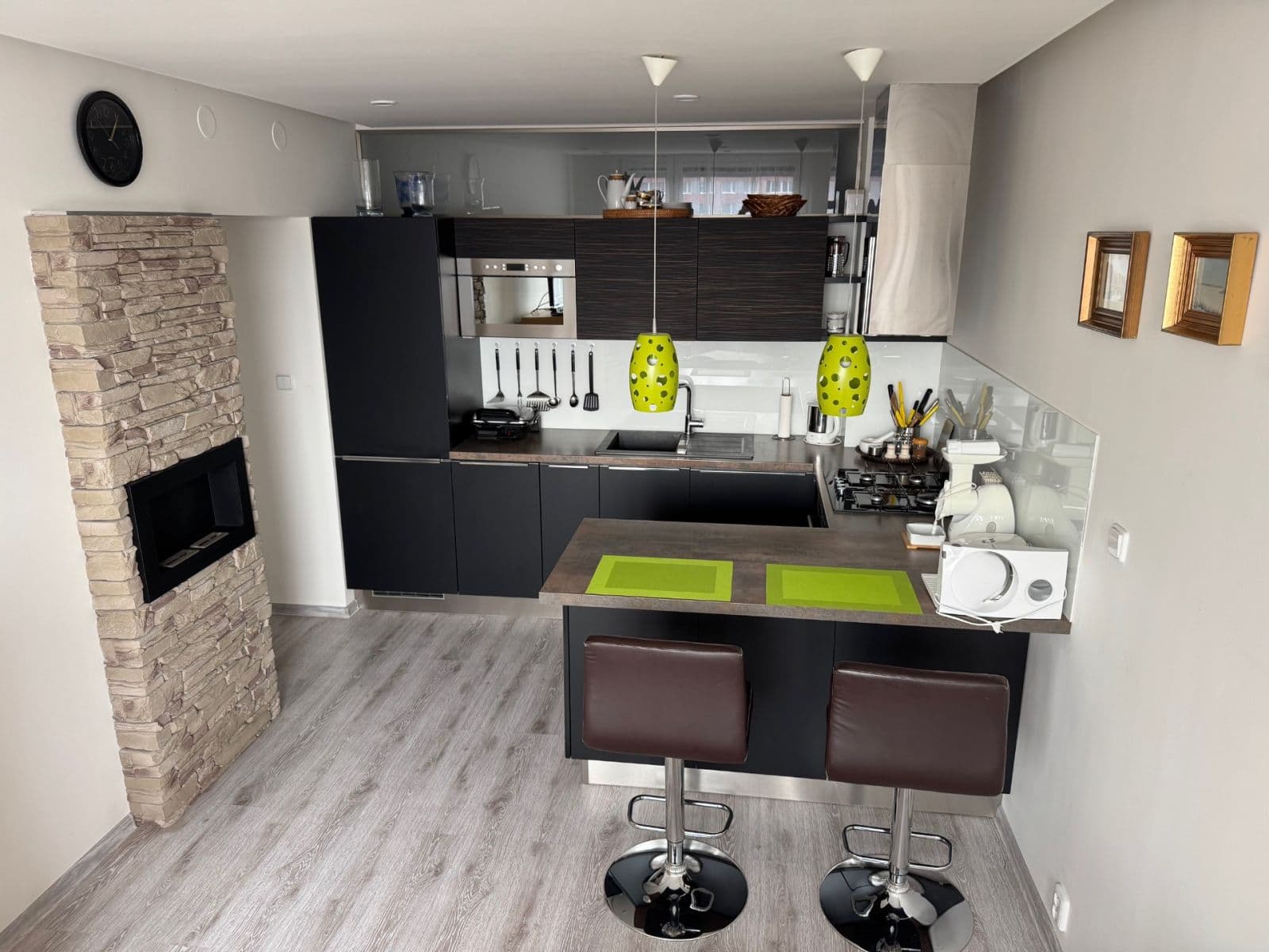 Prenájom bytu 2-izbový 42 m², Konstantinova, Praha, Praha Prenájom bytu 2-izbový 42 m², Konstantinova, Praha, Praha