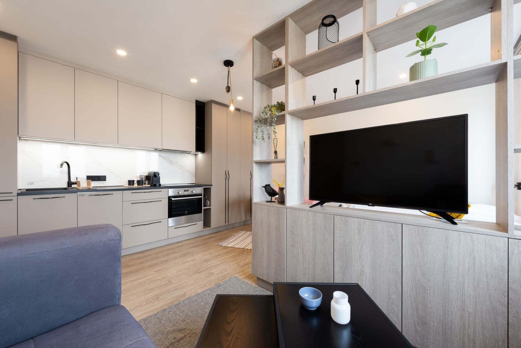 Prenájom bytu 30 m², Moravská, Praha, Praha Prenájom bytu 30 m², Moravská, Praha, Praha