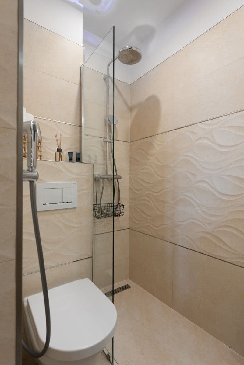 Prenájom bytu 30 m², Moravská, Praha, Praha Prenájom bytu 30 m², Moravská, Praha, Praha