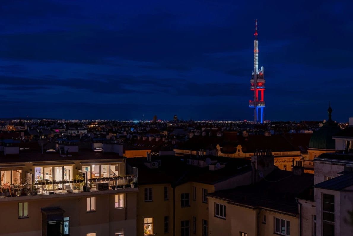 Prenájom bytu 30 m², Moravská, Praha, Praha Prenájom bytu 30 m², Moravská, Praha, Praha