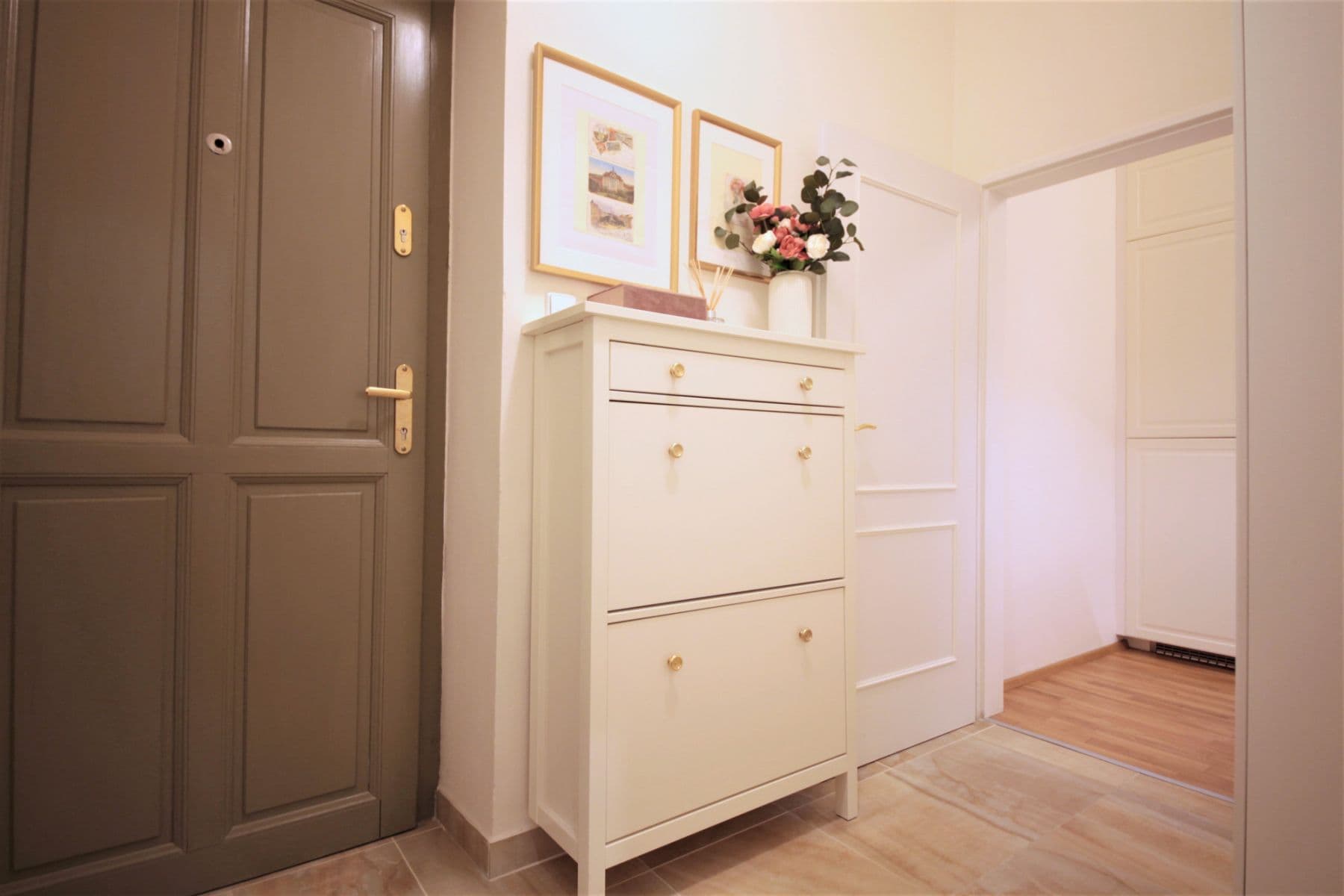 Prenájom bytu 30 m², Březinova, Praha, Praha Prenájom bytu 30 m², Březinova, Praha, Praha
