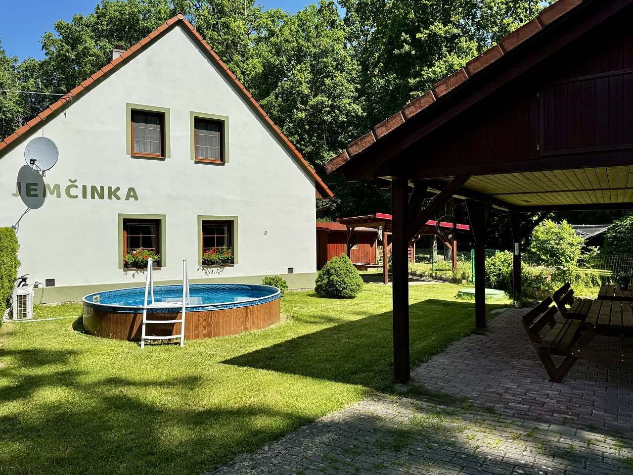 Prenájom rekreačného objektu, Hatín, Jihočeský kraj Prenájom rekreačného objektu, Hatín, Jihočeský kraj