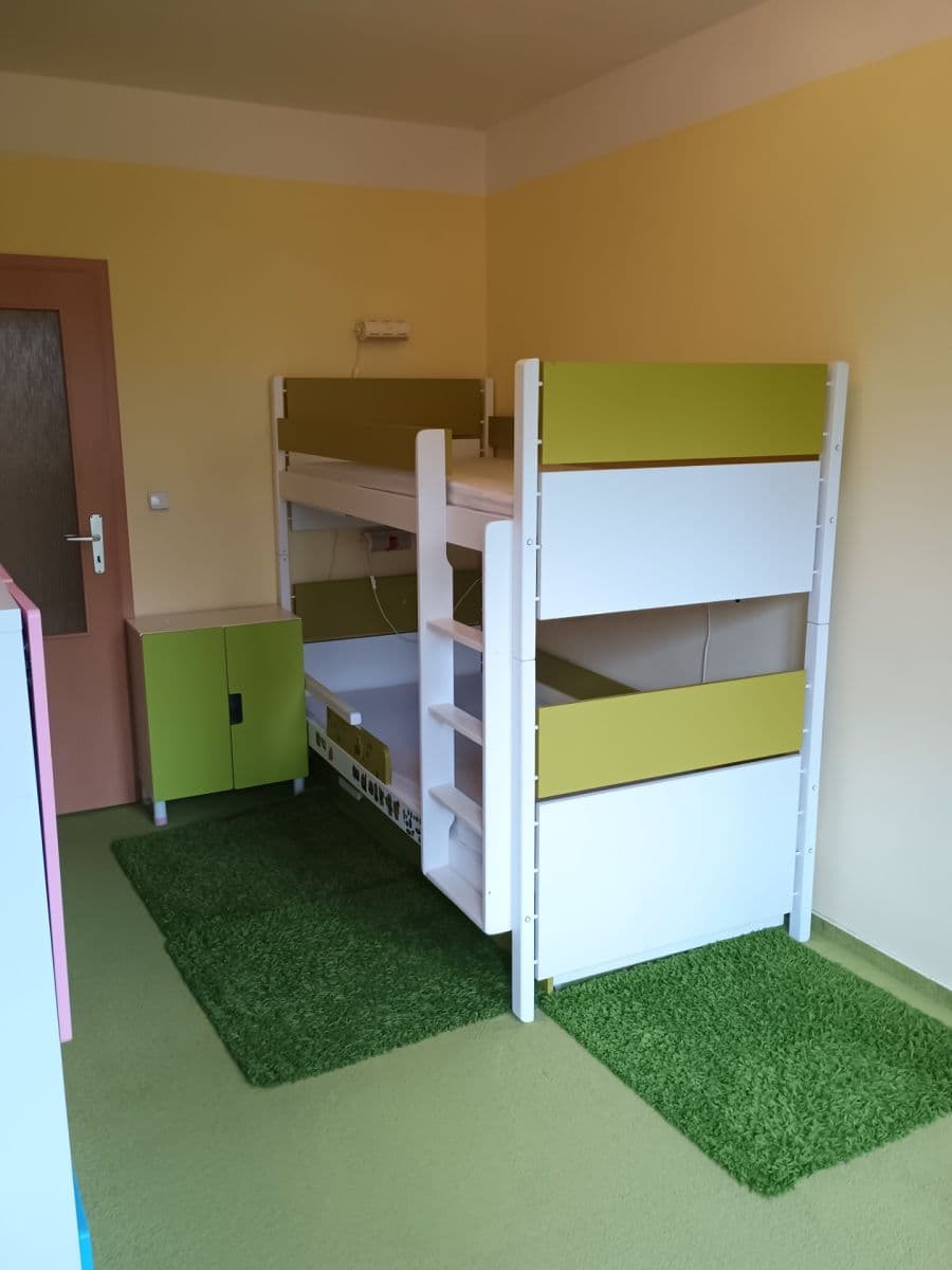 Prenájom bytu 3-izbový 72 m², Nad Paloučkem, Beroun, Středočeský kraj Prenájom bytu 3-izbový 72 m², Nad Paloučkem, Beroun, Středočeský kraj