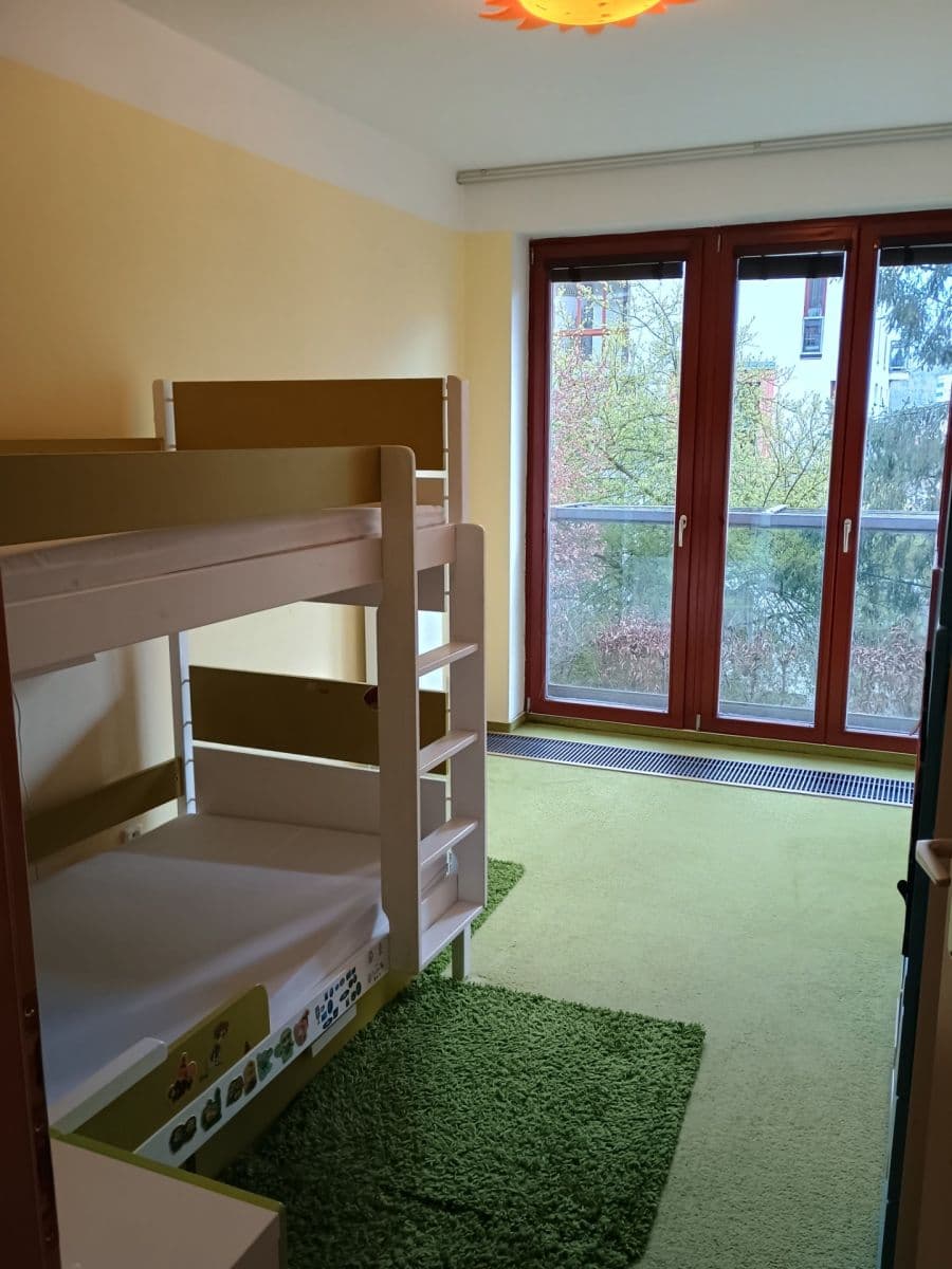 Prenájom bytu 3-izbový 72 m², Nad Paloučkem, Beroun, Středočeský kraj Prenájom bytu 3-izbový 72 m², Nad Paloučkem, Beroun, Středočeský kraj