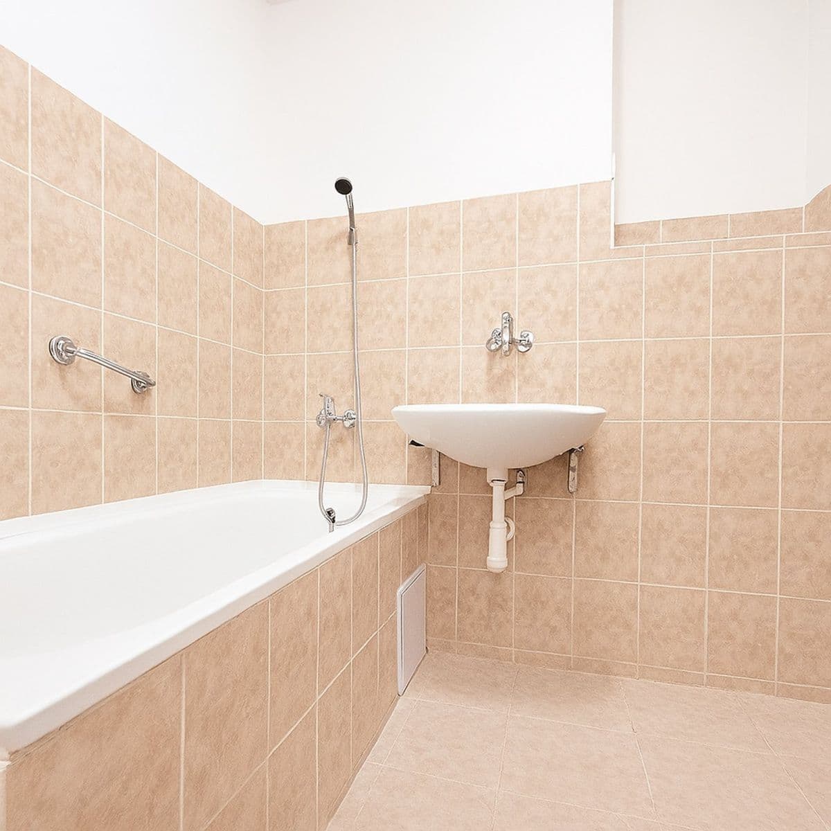 Prenájom bytu 3-izbový 69 m², Obránců míru, Havířov, Moravskoslezský kraj Prenájom bytu 3-izbový 69 m², Obránců míru, Havířov, Moravskoslezský kraj