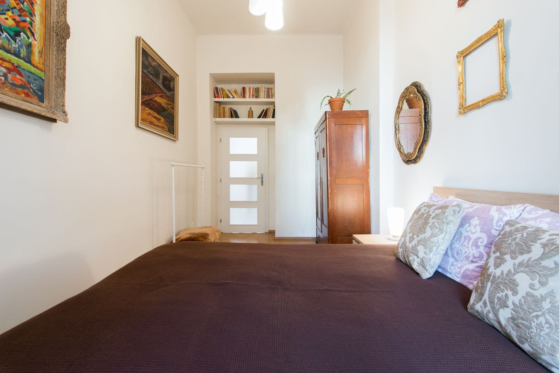 Prenájom bytu 50 m², Slavojova, Praha, Praha Prenájom bytu 50 m², Slavojova, Praha, Praha