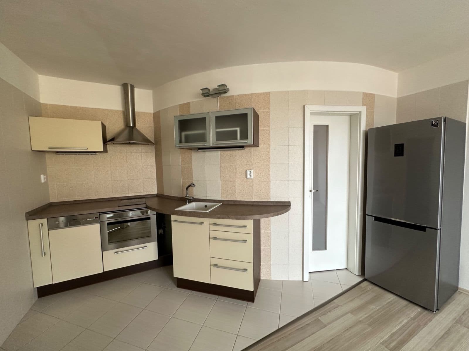 Prenájom bytu 2-izbový 44 m², Nad Papežem, Dobříš, Středočeský kraj Prenájom bytu 2-izbový 44 m², Nad Papežem, Dobříš, Středočeský kraj