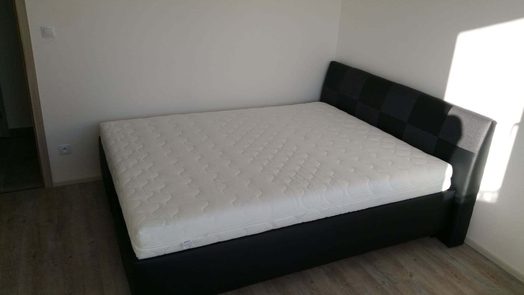 Prenájom bytu 3-izbový 78 m², Novodvorská, Brno, Jihomoravský kraj Prenájom bytu 3-izbový 78 m², Novodvorská, Brno, Jihomoravský kraj