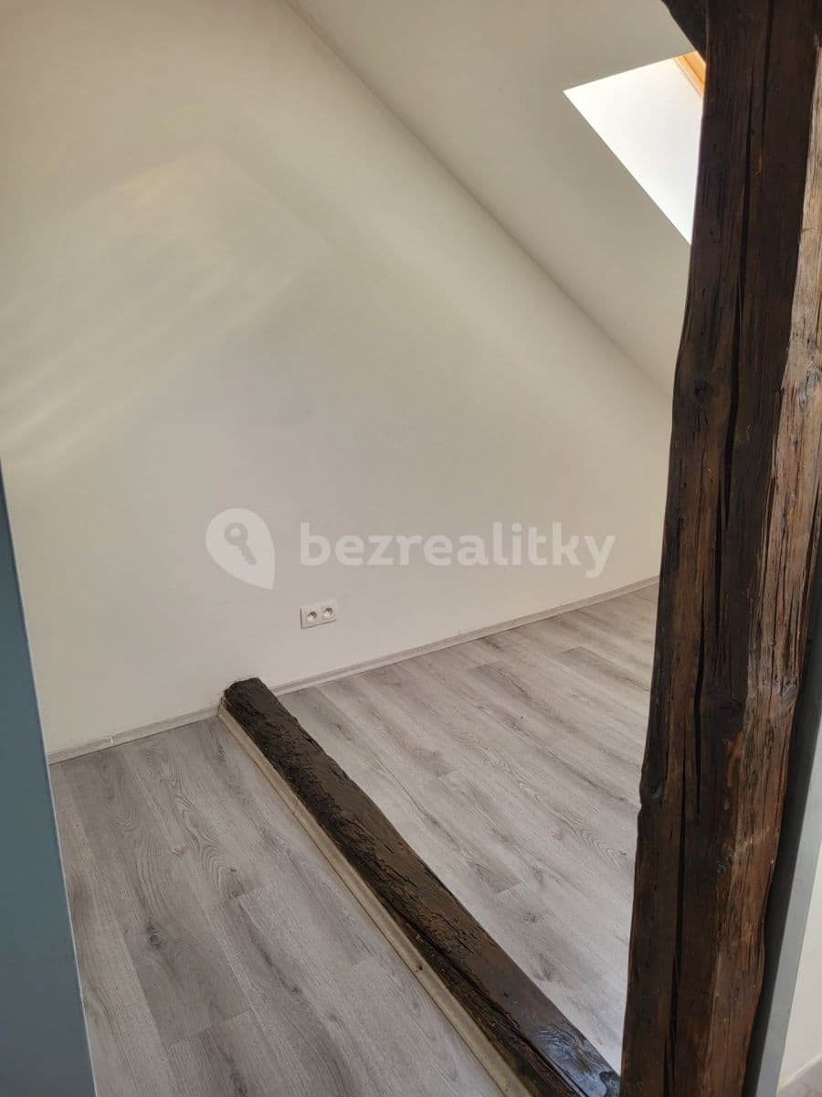 Prenájom bytu 1-izbový 21 m², Průmyslová, Strančice, Středočeský kraj Prenájom bytu 1-izbový 21 m², Průmyslová, Strančice, Středočeský kraj
