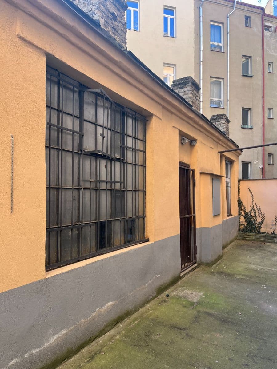 Prenájom nebytového priestoru 41 m², Sarajevská, Praha, Praha Prenájom nebytového priestoru 41 m², Sarajevská, Praha, Praha