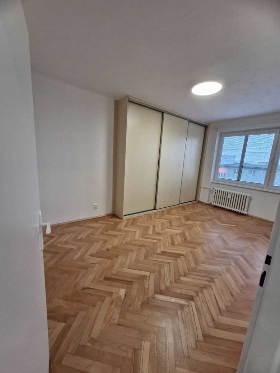 Prenájom bytu 2-izbový 53 m², Pod Lipami, Praha, Praha Prenájom bytu 2-izbový 53 m², Pod Lipami, Praha, Praha