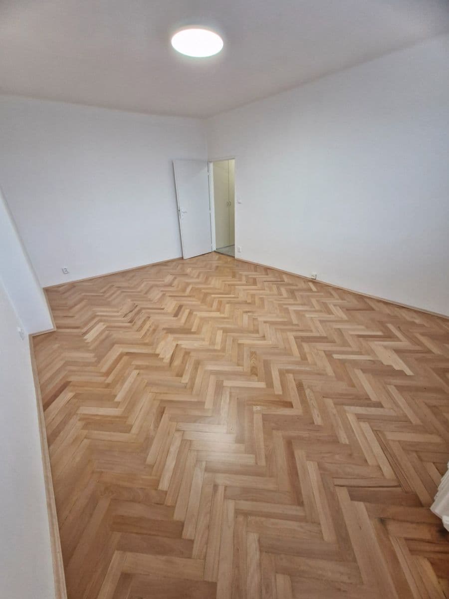 Prenájom bytu 2-izbový 53 m², Pod Lipami, Praha, Praha Prenájom bytu 2-izbový 53 m², Pod Lipami, Praha, Praha