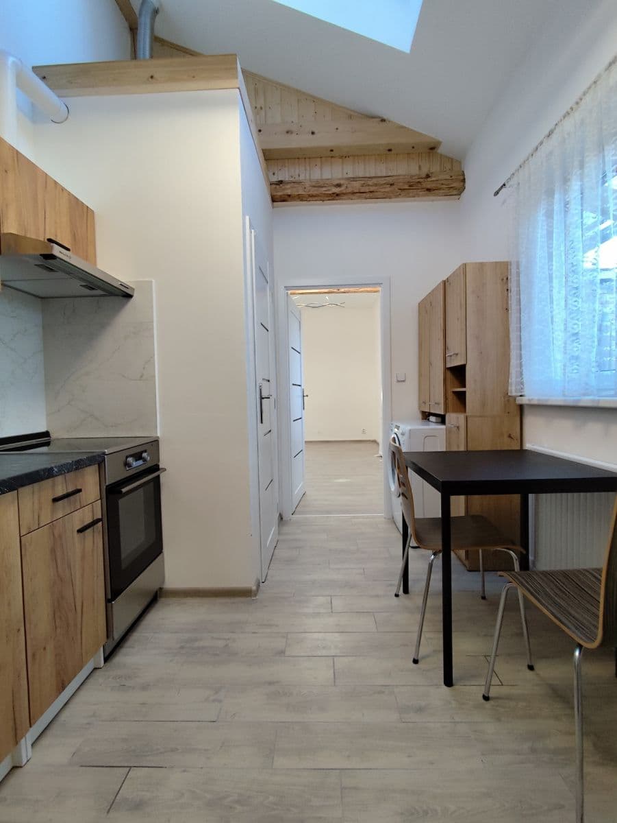 Prenájom bytu 1-izbový 20 m², Padělíky, Brno, Jihomoravský kraj Prenájom bytu 1-izbový 20 m², Padělíky, Brno, Jihomoravský kraj