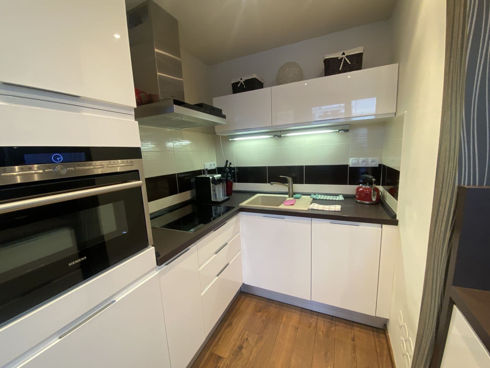 Prenájom bytu 52 m², Svitákova, Praha, Praha Prenájom bytu 52 m², Svitákova, Praha, Praha