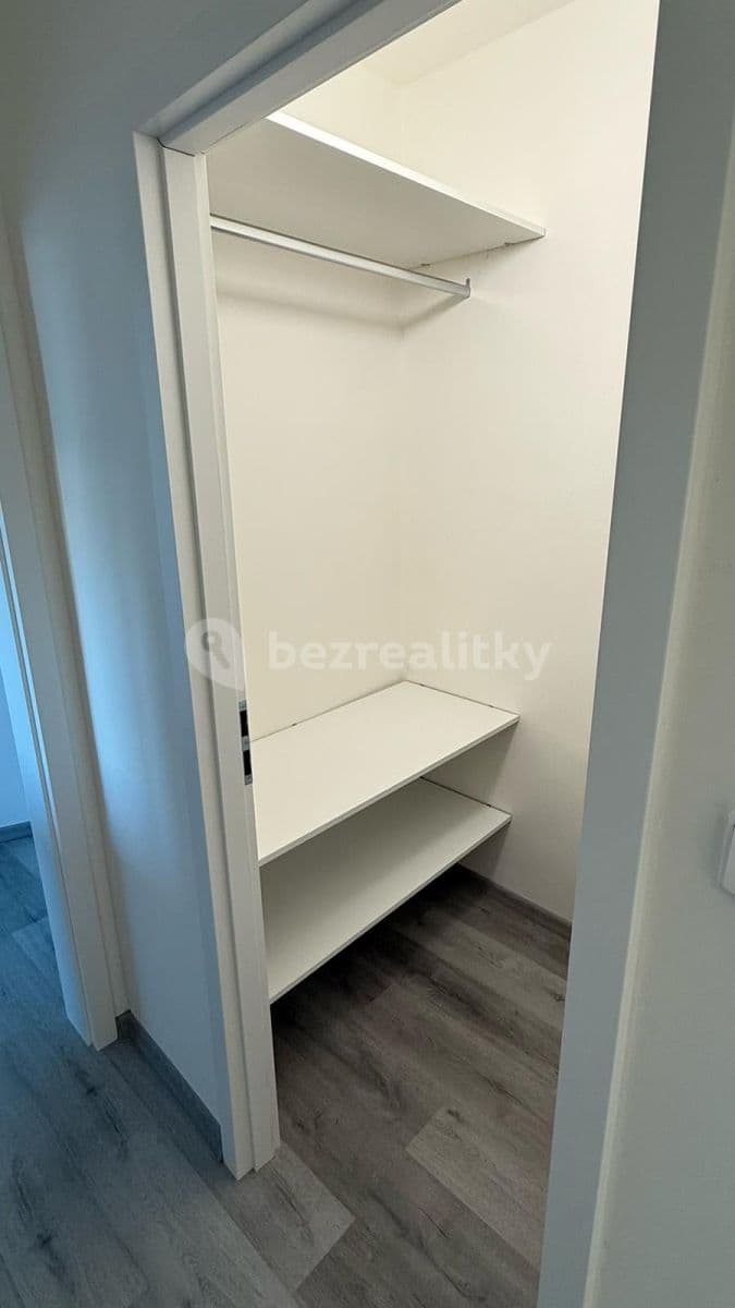 Prenájom bytu 3-izbový 76 m², Bezručova, Chomutov, Ústecký kraj Prenájom bytu 3-izbový 76 m², Bezručova, Chomutov, Ústecký kraj
