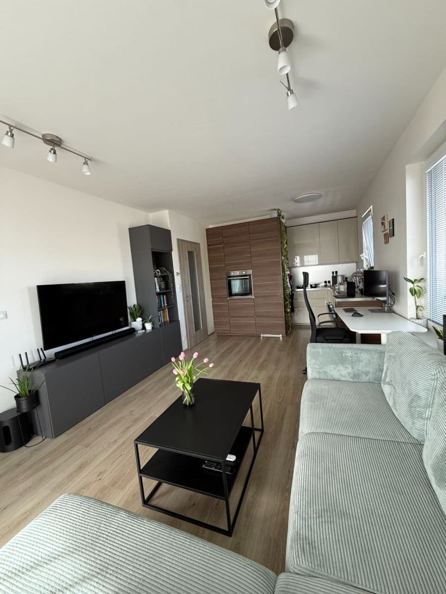 Prenájom bytu 2-izbový 50 m², Kramperova, Praha, Praha Prenájom bytu 2-izbový 50 m², Kramperova, Praha, Praha