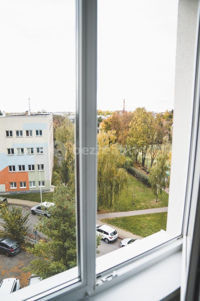 Prenájom bytu 1-izbový 39 m², Třinecká, Praha, Praha Prenájom bytu 1-izbový 39 m², Třinecká, Praha, Praha