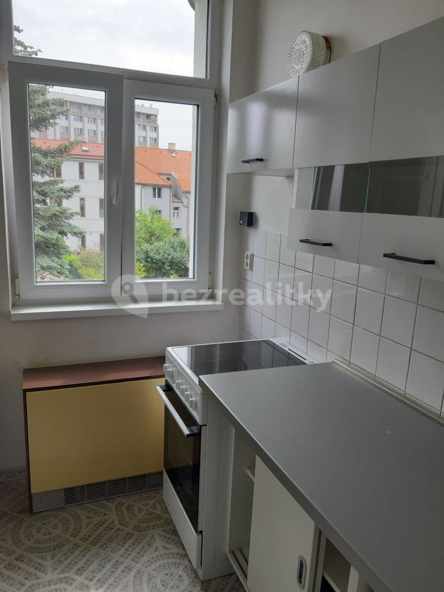 Prenájom bytu 3-izbový 80 m², Nad Mazankou, Praha, Praha Prenájom bytu 3-izbový 80 m², Nad Mazankou, Praha, Praha