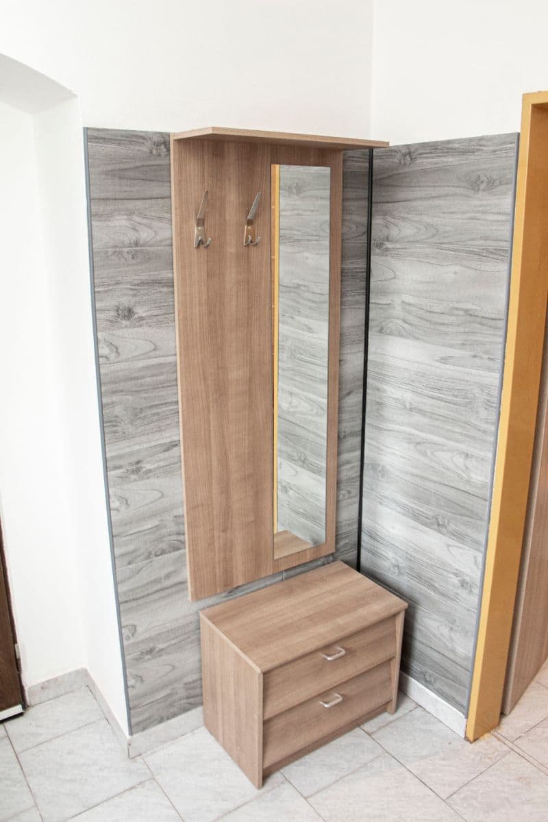 Prenájom bytu 2-izbový 48 m², Pod Horkou, Vinařice, Středočeský kraj Prenájom bytu 2-izbový 48 m², Pod Horkou, Vinařice, Středočeský kraj