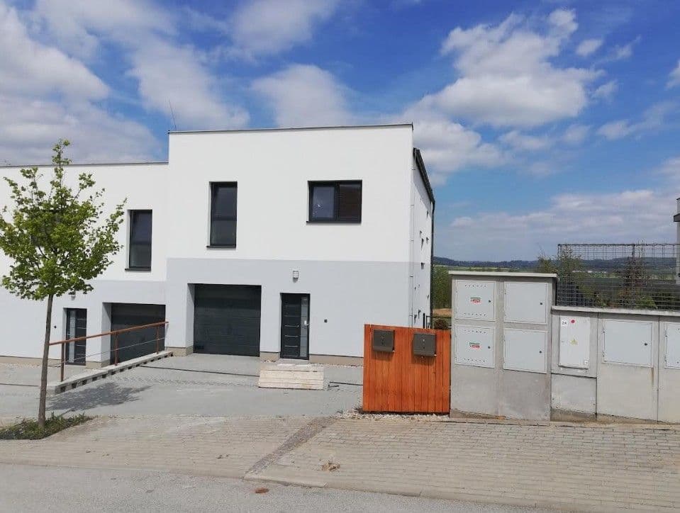 Prenájom domu 135 m², pozemek 410 m², Moravská, Jihlava, Kraj Vysočina Prenájom domu 135 m², pozemek 410 m², Moravská, Jihlava, Kraj Vysočina