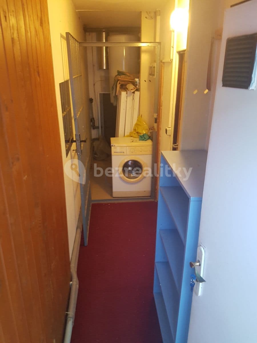 Prenájom bytu 1-izbový 25 m², Hornická, Jinočany, Středočeský kraj Prenájom bytu 1-izbový 25 m², Hornická, Jinočany, Středočeský kraj