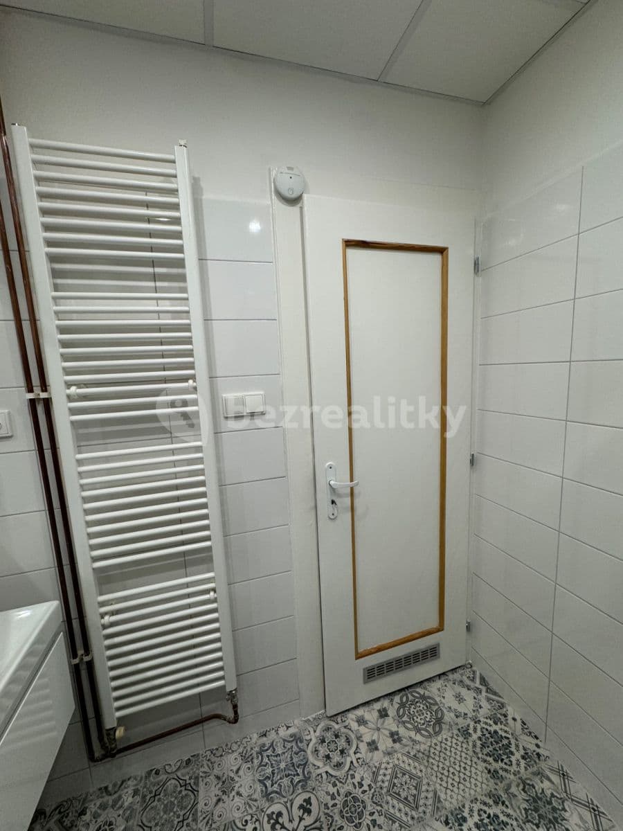 Prenájom bytu 2-izbový 60 m², Renneská třída, Brno, Jihomoravský kraj Prenájom bytu 2-izbový 60 m², Renneská třída, Brno, Jihomoravský kraj