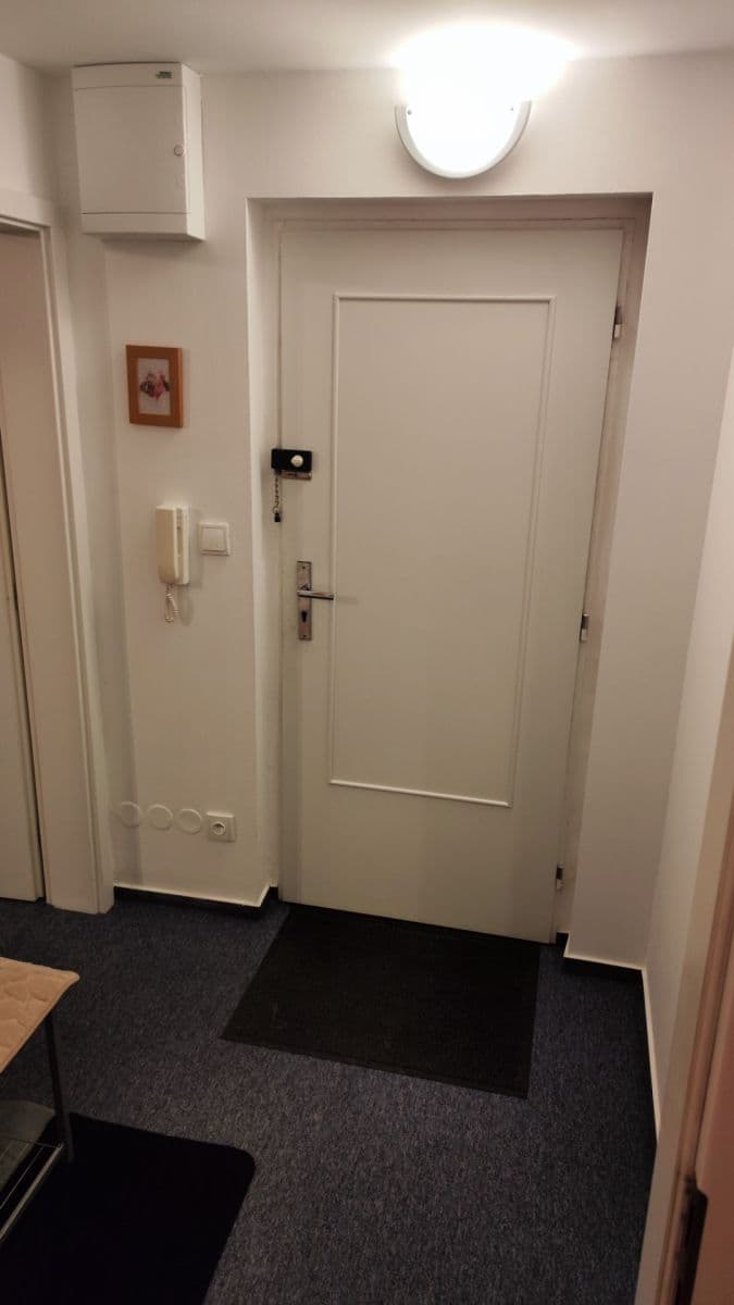 Prenájom bytu 2-izbový 52 m², Tavolníková, Praha, Praha Prenájom bytu 2-izbový 52 m², Tavolníková, Praha, Praha