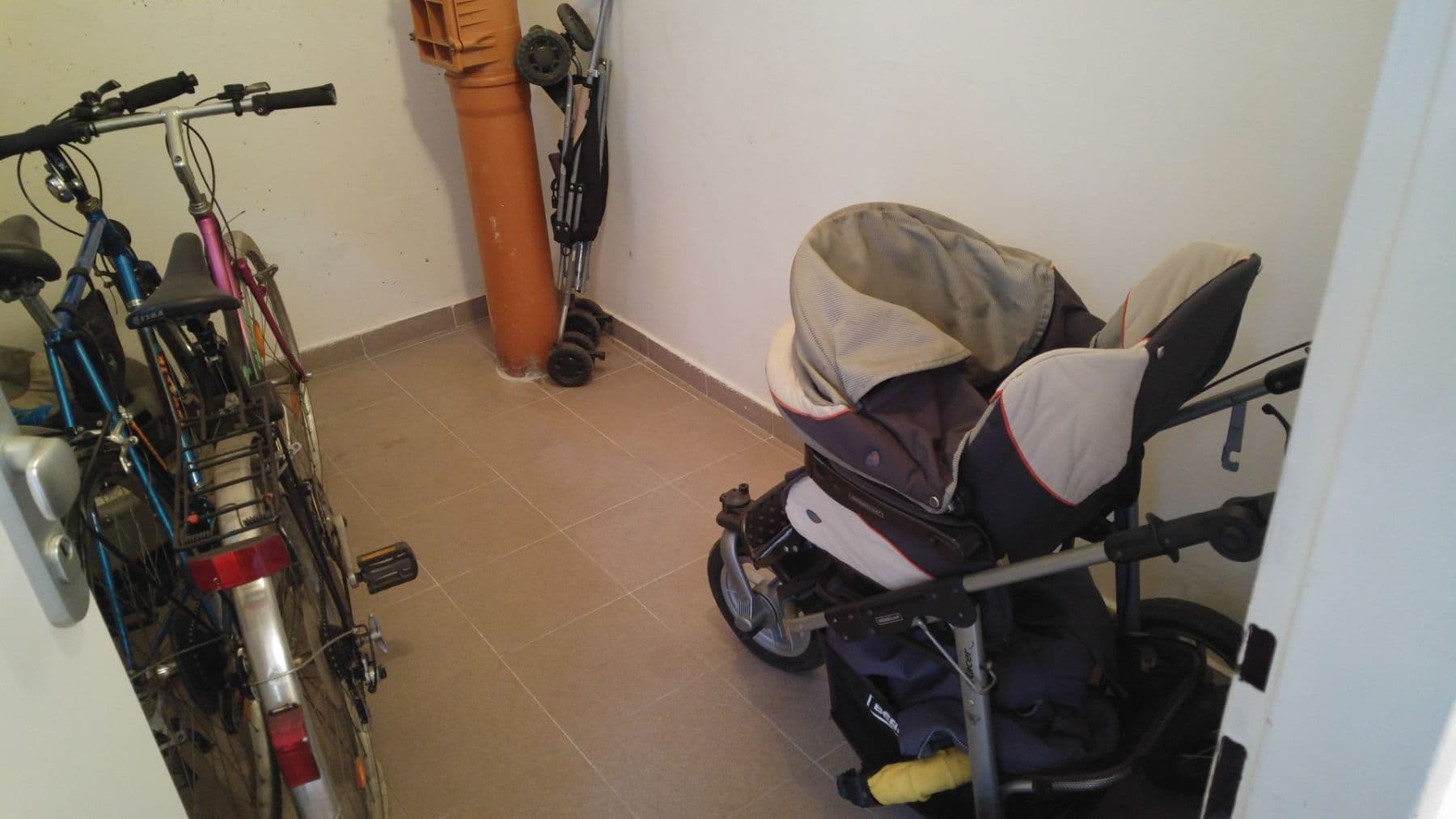 Prenájom bytu 2-izbový 52 m², Tavolníková, Praha, Praha Prenájom bytu 2-izbový 52 m², Tavolníková, Praha, Praha