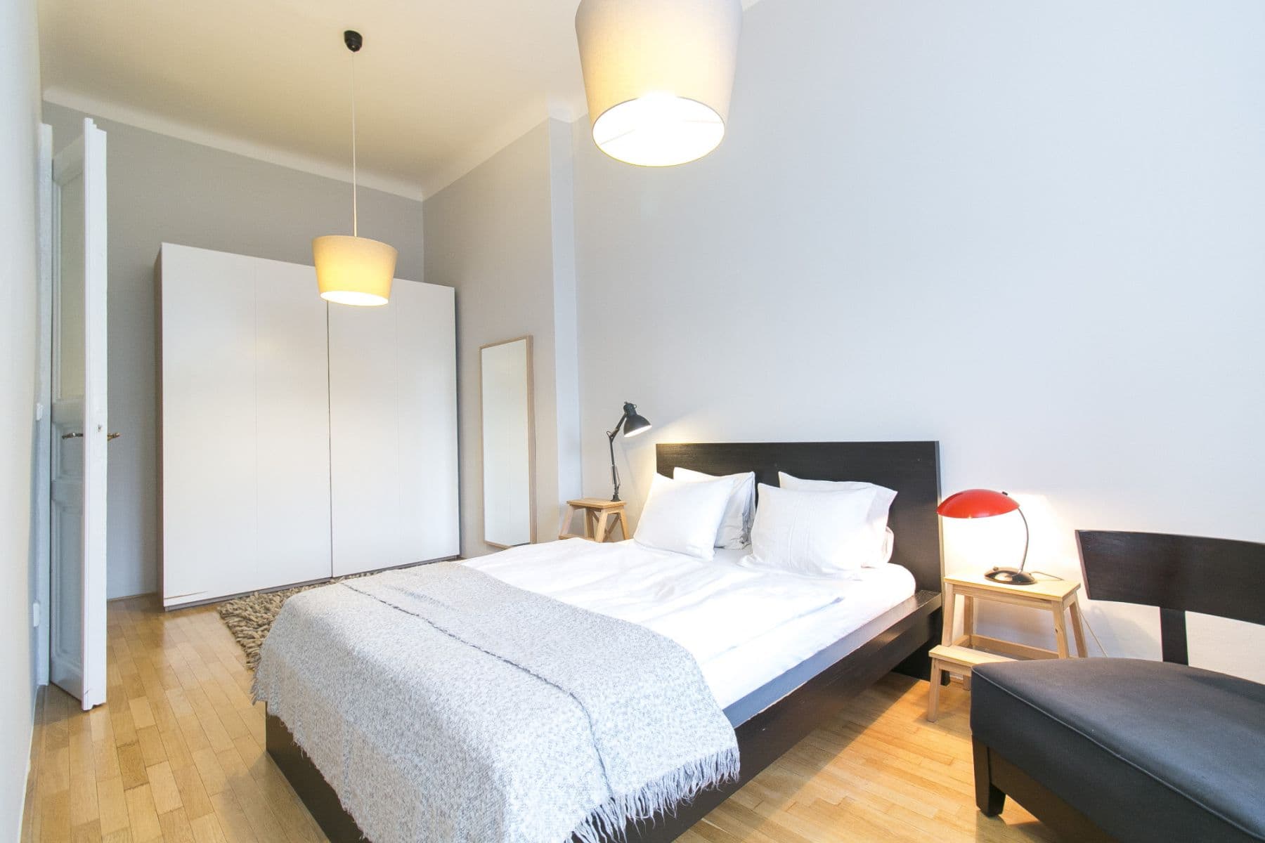 Prenájom bytu 85 m², Chodská, Praha, Praha Prenájom bytu 85 m², Chodská, Praha, Praha