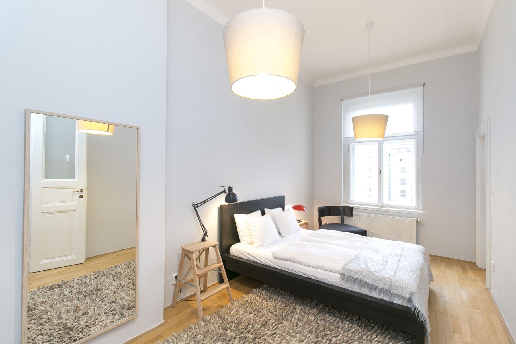 Prenájom bytu 85 m², Chodská, Praha, Praha Prenájom bytu 85 m², Chodská, Praha, Praha