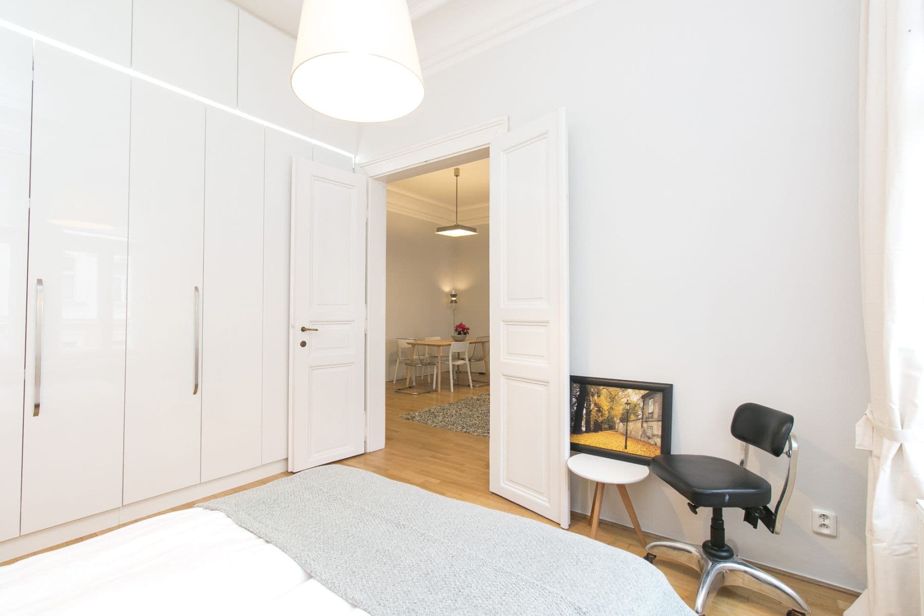 Prenájom bytu 85 m², Chodská, Praha, Praha Prenájom bytu 85 m², Chodská, Praha, Praha