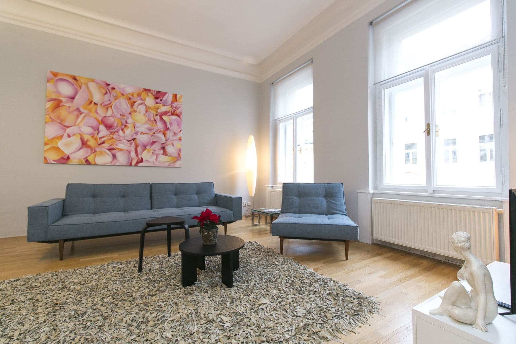 Prenájom bytu 85 m², Chodská, Praha, Praha Prenájom bytu 85 m², Chodská, Praha, Praha