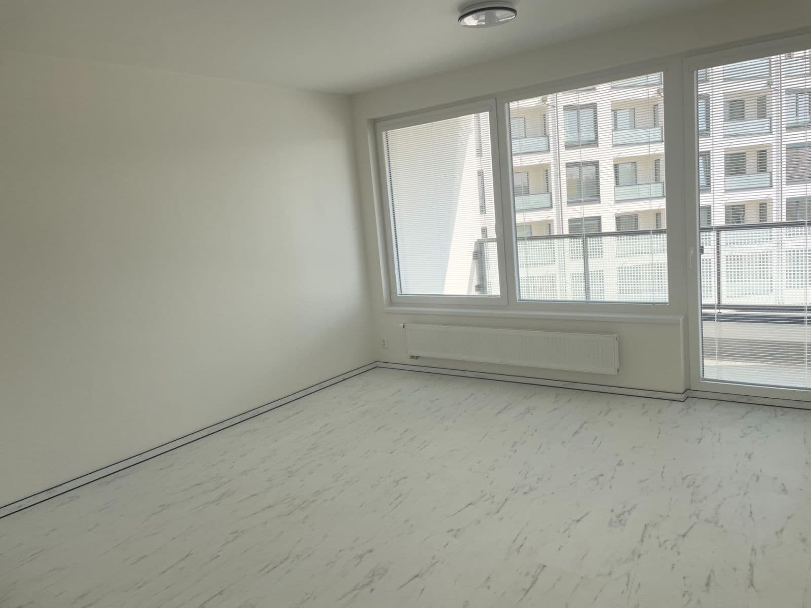 Prenájom bytu 1-izbový 38 m², Gollové, Praha, Praha Prenájom bytu 1-izbový 38 m², Gollové, Praha, Praha