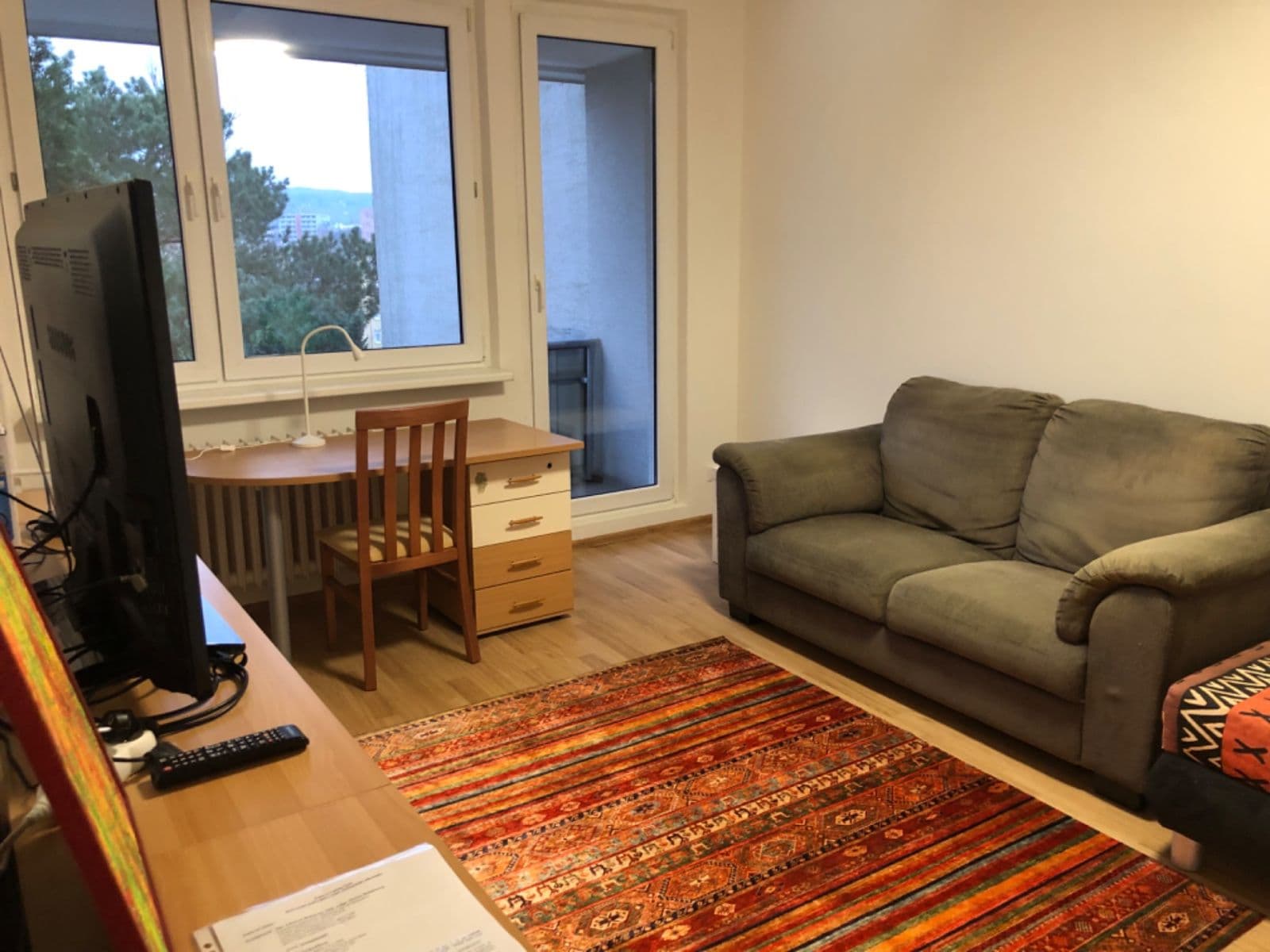 Prenájom bytu 1-izbový 40 m², Bujnákova, Dúbravka, Bratislavský kraj Prenájom bytu 1-izbový 40 m², Bujnákova, Dúbravka, Bratislavský kraj