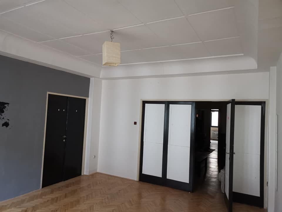 Prenájom bytu 4-izbový 110 m², Hálkova, Praha, Praha Prenájom bytu 4-izbový 110 m², Hálkova, Praha, Praha
