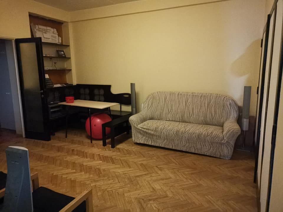 Prenájom bytu 4-izbový 110 m², Hálkova, Praha, Praha Prenájom bytu 4-izbový 110 m², Hálkova, Praha, Praha