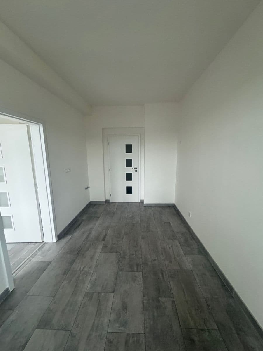 Prenájom bytu 2-izbový 60 m², Sokolovská, Karlovy Vary, Karlovarský kraj Prenájom bytu 2-izbový 60 m², Sokolovská, Karlovy Vary, Karlovarský kraj