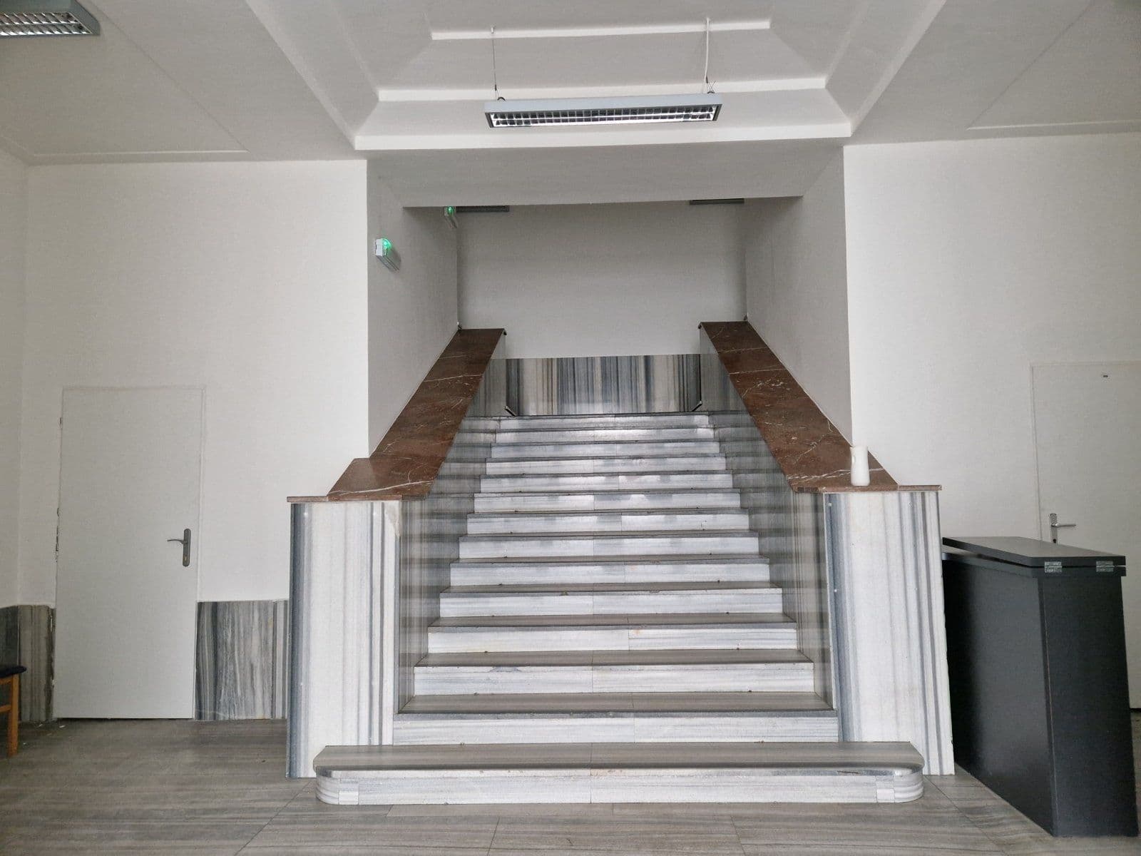 Prenájom nebytového priestoru 30 m², Hlavní třída, Havířov, Moravskoslezský kraj Prenájom nebytového priestoru 30 m², Hlavní třída, Havířov, Moravskoslezský kraj