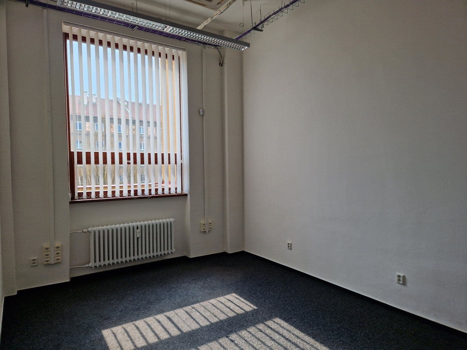 Prenájom nebytového priestoru 30 m², Hlavní třída, Havířov, Moravskoslezský kraj Prenájom nebytového priestoru 30 m², Hlavní třída, Havířov, Moravskoslezský kraj