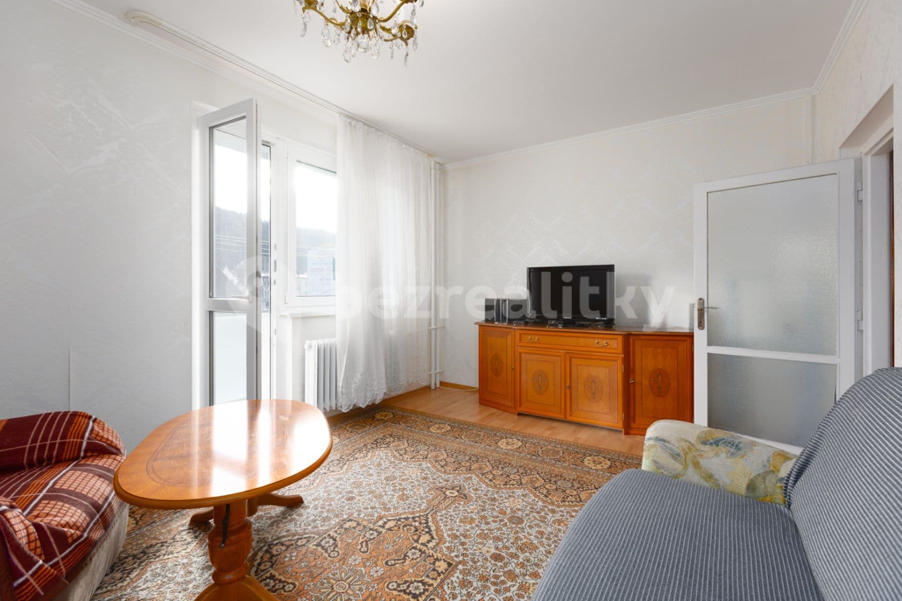 Prenájom bytu 3-izbový 63 m², Krymská, Karlovy Vary, Karlovarský kraj Prenájom bytu 3-izbový 63 m², Krymská, Karlovy Vary, Karlovarský kraj