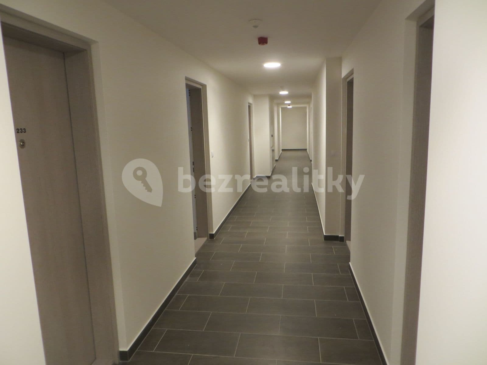 Prenájom bytu 1-izbový 32 m², Poděbradská, Praha, Praha Prenájom bytu 1-izbový 32 m², Poděbradská, Praha, Praha