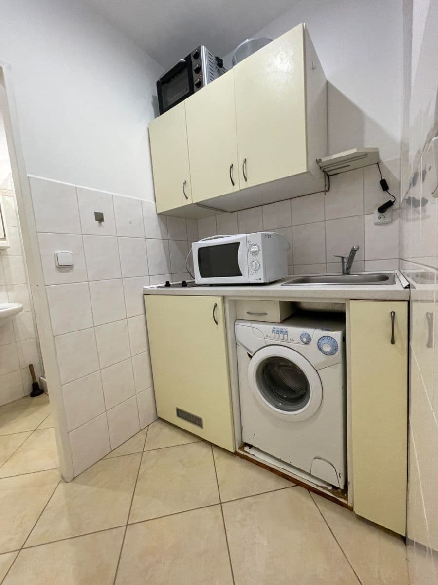 Prenájom bytu 1-izbový 34 m², Střední, Brno, Jihomoravský kraj Prenájom bytu 1-izbový 34 m², Střední, Brno, Jihomoravský kraj