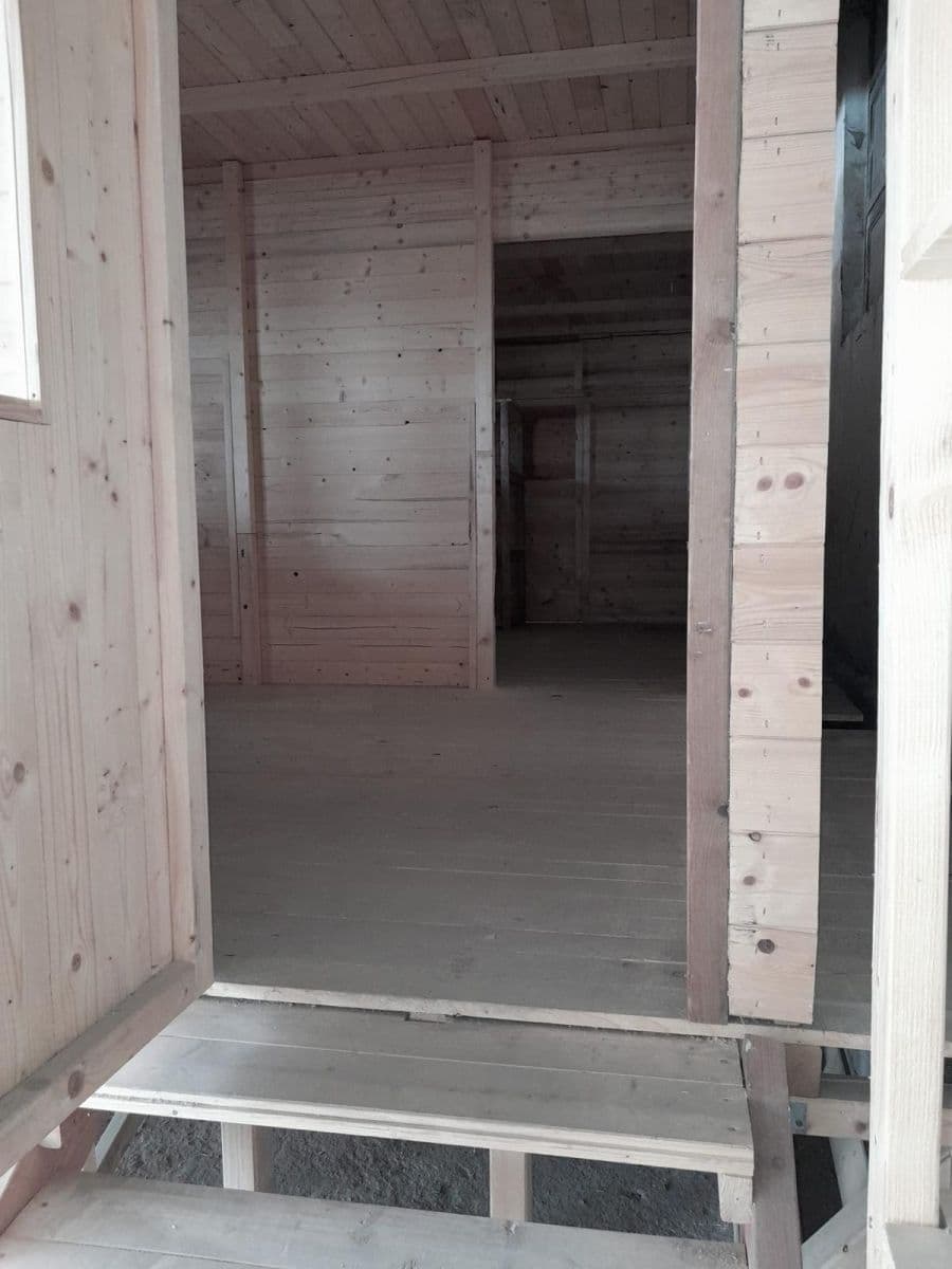 Prenájom nebytového priestoru 550 m², Otvovice, Středočeský kraj Prenájom nebytového priestoru 550 m², Otvovice, Středočeský kraj