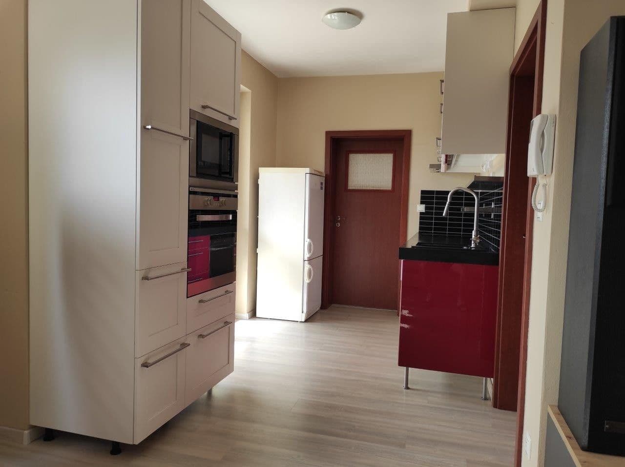 Prenájom bytu 2-izbový 53 m², V Javorech, Praha, Praha Prenájom bytu 2-izbový 53 m², V Javorech, Praha, Praha