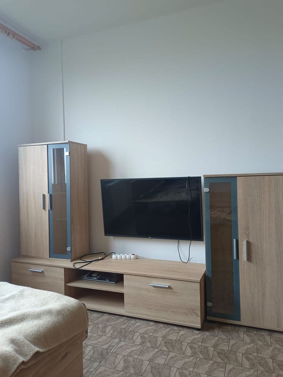 Prenájom bytu 2-izbový 47 m², Durychova, Hradec Králové, Královéhradecký kraj Prenájom bytu 2-izbový 47 m², Durychova, Hradec Králové, Královéhradecký kraj