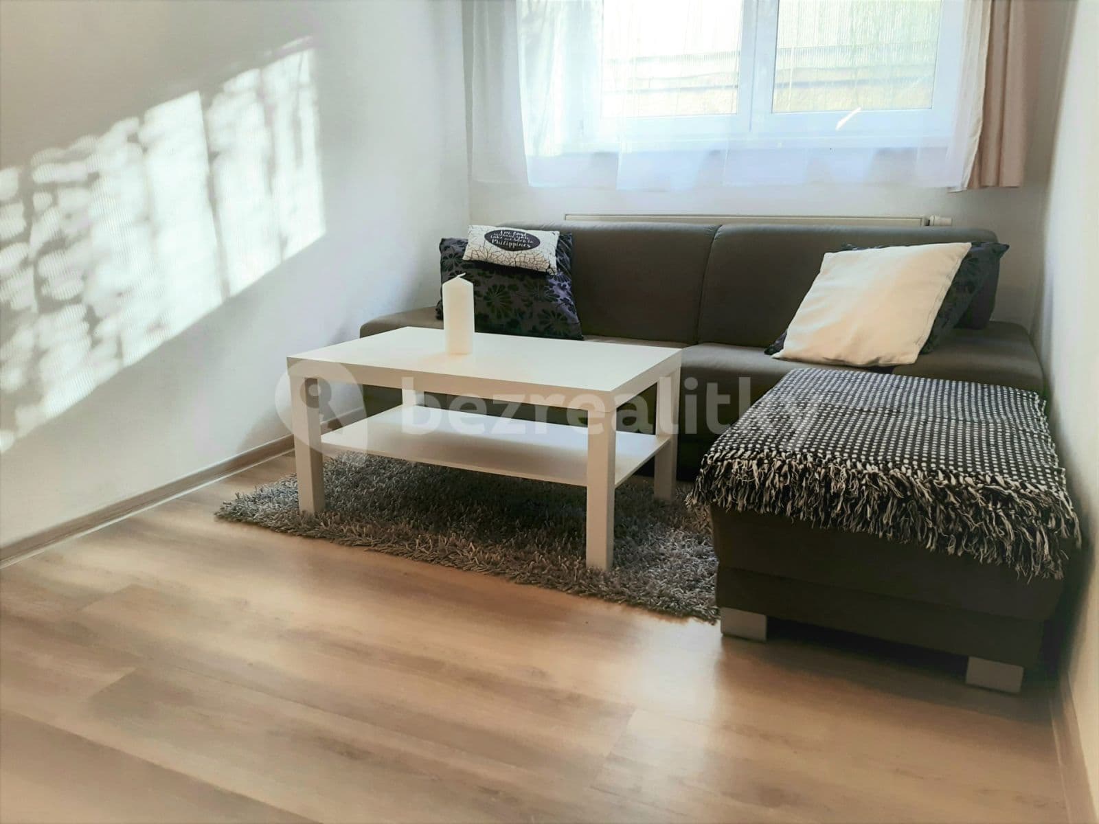 Prenájom bytu 2-izbový 45 m², Lebeděvova, Praha, Praha Prenájom bytu 2-izbový 45 m², Lebeděvova, Praha, Praha