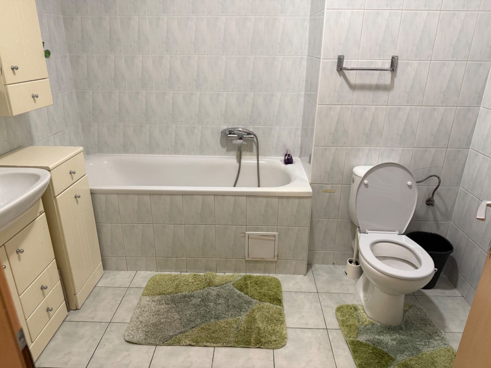 Prenájom bytu 1-izbový 35 m², Malkovského, Praha, Praha Prenájom bytu 1-izbový 35 m², Malkovského, Praha, Praha