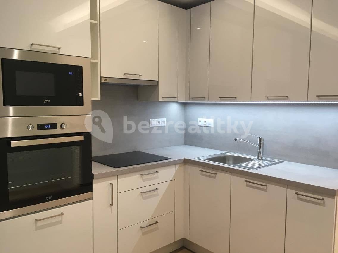 Prenájom bytu 1-izbový 27 m², Mukařovského, Praha, Praha Prenájom bytu 1-izbový 27 m², Mukařovského, Praha, Praha